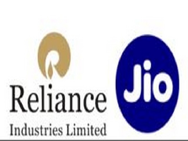 Facebook invests in Reliance Jio